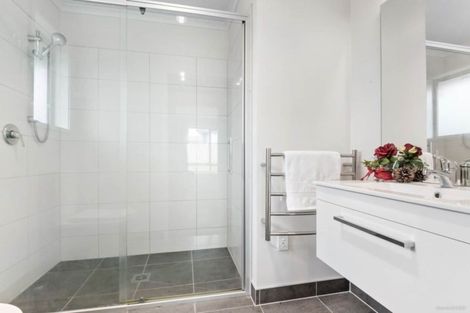 Photo of property in 96 Hillpark Drive, Pokeno, 2402