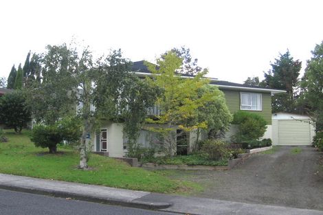 Photo of property in 14 Vina Place, Massey, Auckland, 0614