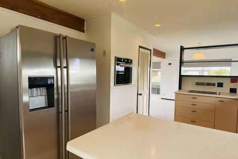 Photo of property in 198 Clovelly Road, Bucklands Beach, Auckland, 2012