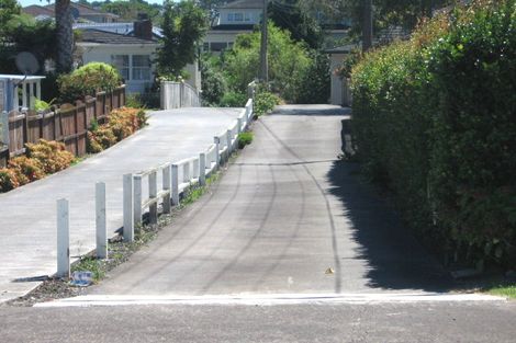 Photo of property in 1/21 Stanley Avenue, Milford, Auckland, 0620