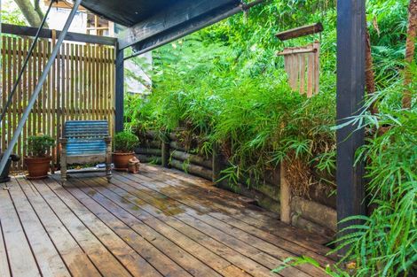 Photo of property in 11a Randall Place, Hospital Hill, Napier, 4110