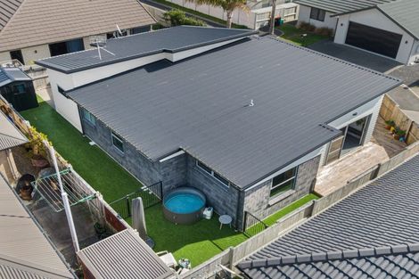 Photo of property in 8 Selliera Place, Papamoa Beach, Papamoa, 3118