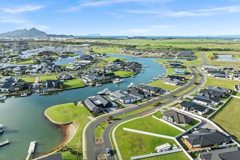 Photo of property in 20 Maturiki Drive, One Tree Point, 0118