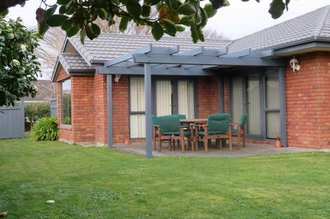 Photo of property in 12 Mana Place, Awapuni, Palmerston North, 4412