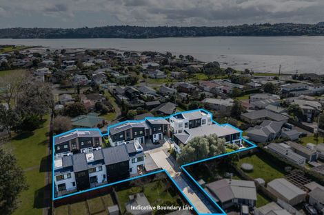 Photo of property in 15 Kaaramuramu Lane, Mangere Bridge, Auckland, 2022