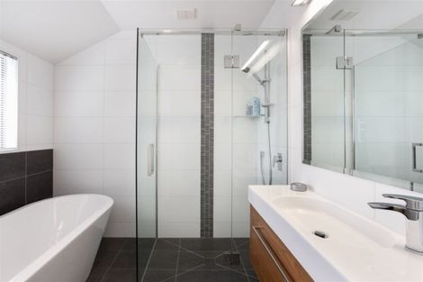 Photo of property in 21a Wai-iti Terrace, Burnside, Christchurch, 8053