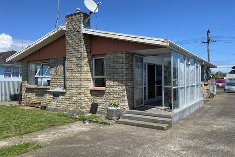 Photo of property in 44 Mouatt Street, Waitara, 4320