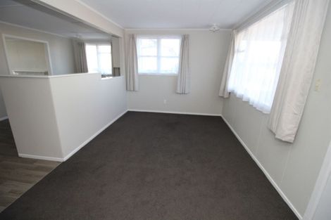 Photo of property in 219 Balmoral Drive, Tokoroa, 3420