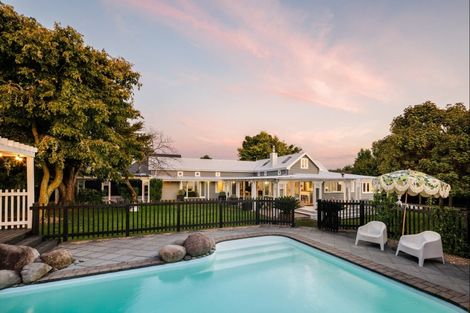 Photo of property in 46 Williams Street, Cambridge, 3434