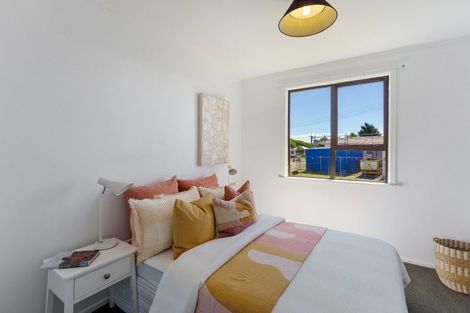 Photo of property in 14 Totara Street, Otaki, 5512