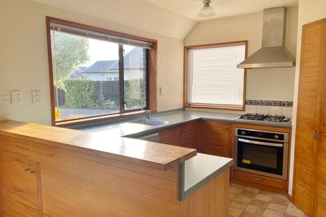 Photo of property in 2/46 Weston Road, St Albans, Christchurch, 8052