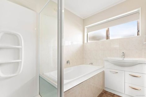 Photo of property in 7a Butley Drive, Farm Cove, Auckland, 2012