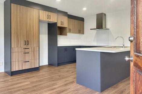 Photo of property in 121 Queens Road, Waikanae Beach, Waikanae, 5036