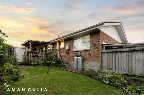 Photo of property in 10/85 Edmonton Road, Henderson, Auckland, 0612
