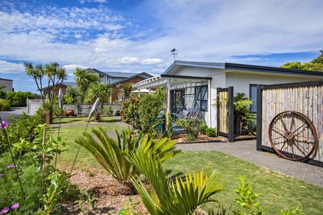 Photo of property in 150a One Tree Point Road, One Tree Point, 0118