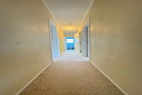 Photo of property in 18 Tomlinson Street, Hillpark, Auckland, 2102