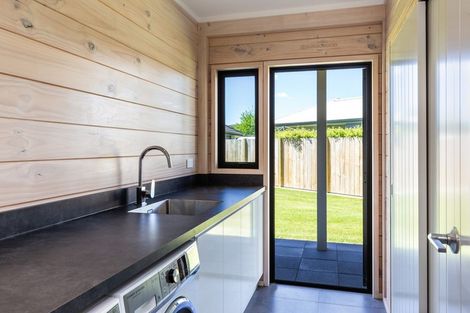 Photo of property in 4 Grand Vista Lane, Kinloch, Taupo, 3377