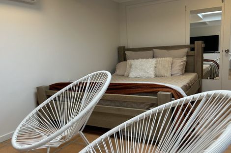 Photo of property in 1/6 Stansfield Place, Sunnyhills, Auckland, 2010