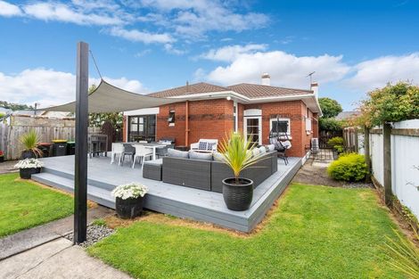 Photo of property in 24 Loyalty Street, Forbury, Dunedin, 9012