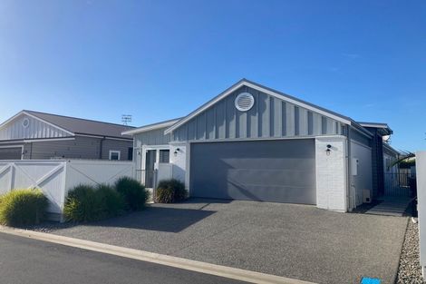 Photo of property in 4 Ascarina Way, Papamoa Beach, Papamoa, 3118