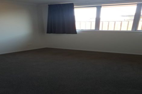 Photo of property in 16 Clanfield Way, Rolleston, 7615