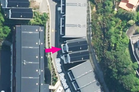 Photo of property in 25 Erica Pabst Way, Island Bay, Wellington, 6023