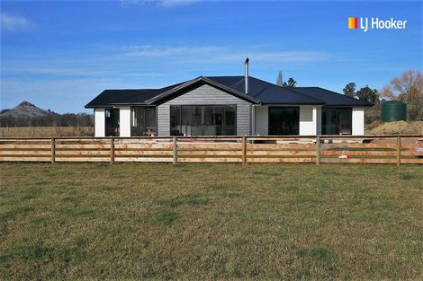 Photo of property in 1/445 Palmerston-dunback Road, Meadowbank, Palmerston, 9483