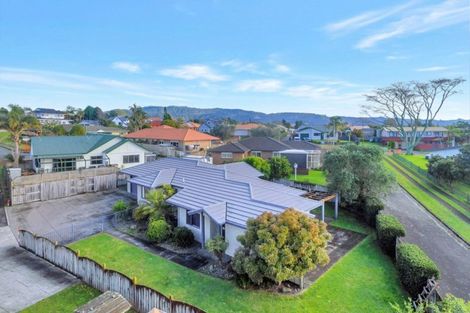 Photo of property in 49 Fairview Place, Te Puke, 3119