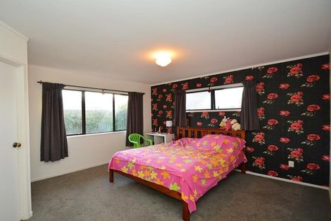 Photo of property in 1/25 Millhouse Drive, Northpark, Auckland, 2013