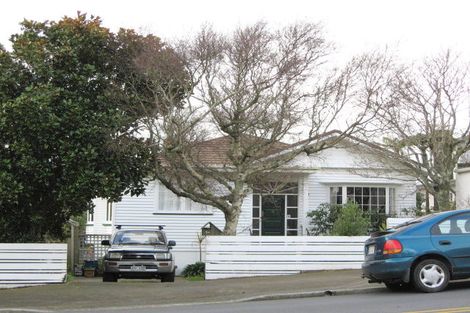 Photo of property in 24 Braithwaite Street, Karori, Wellington, 6012