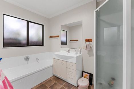 Photo of property in 49 Solomon Street, Brookfield, Tauranga, 3110