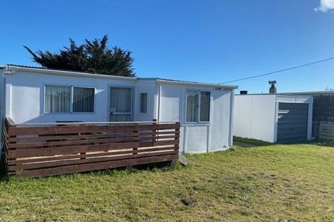 Photo of property in 14 Ruanui Street, Himatangi Beach, Foxton, 4891