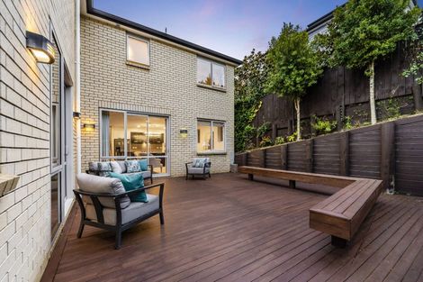 Photo of property in 52 Corricvale Way, Northcross, Auckland, 0630