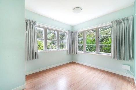 Photo of property in 16 Mahoe Road, Titirangi, Auckland, 0604