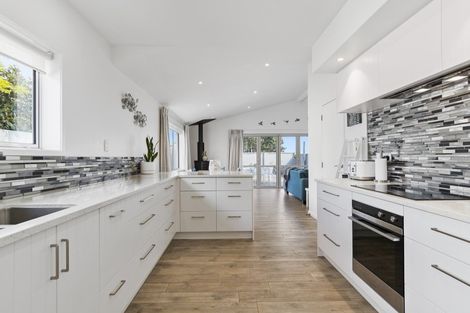 Photo of property in 31 Bramley Drive, Omokoroa, 3114