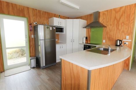 Photo of property in 12 Chambers Street, Kakanui, Oamaru, 9495