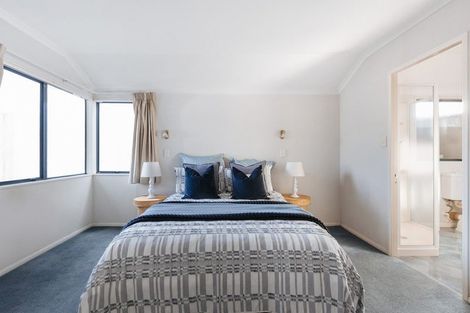 Photo of property in 53 Dalton Drive, Papamoa Beach, Papamoa, 3118