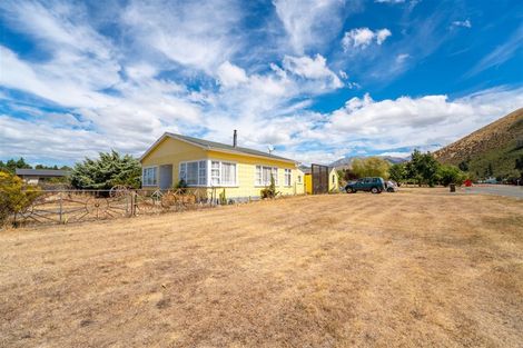 Photo of property in 23 Bledisloe Street, Kurow, 9435