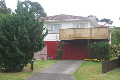 Photo of property in 11 Embassy Place, Glenfield, Auckland, 0629