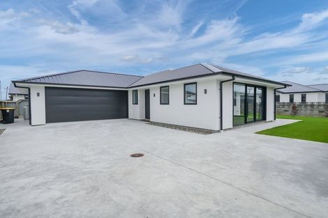 Photo of property in 27 Renfrew Street, Waikiwi, Invercargill, 9810