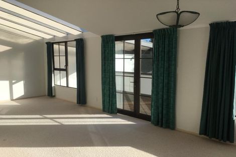 Photo of property in 5 Alister Way, Churton Park, Wellington, 6037