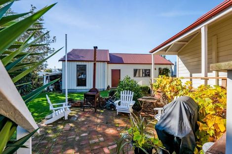 Photo of property in 38 Victoria Street, Patea, 4520