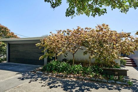 Photo of property in 21 Mahoe Street, Eastbourne, Lower Hutt, 5013