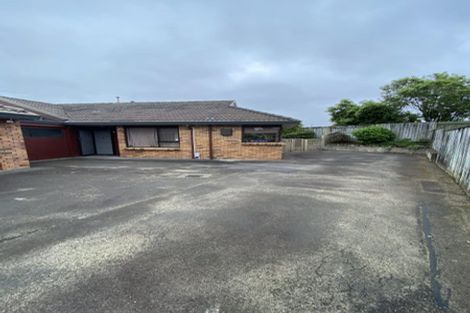 Photo of property in 2/24 Comeskey Grove, Elderslea, Upper Hutt, 5018