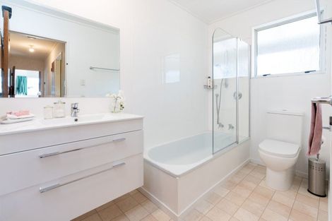 Photo of property in 48 Weka Street, Miramar, Wellington, 6022