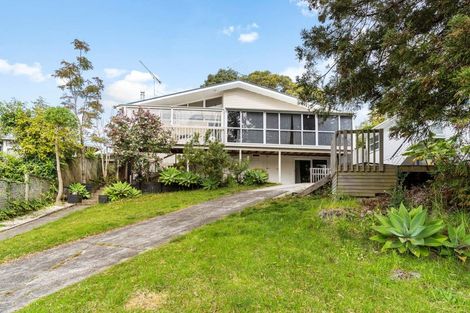 Photo of property in 6 Orion Place, Hillcrest, Auckland, 0627