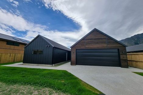 Photo of property in 36 Corriedale Road, Jacks Point, 9371