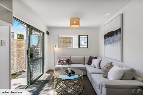 Photo of property in 440 Porchester Road, Randwick Park, Auckland, 2105