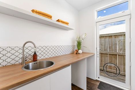 Photo of property in 5 Knightia Drive, Papamoa Beach, Papamoa, 3118