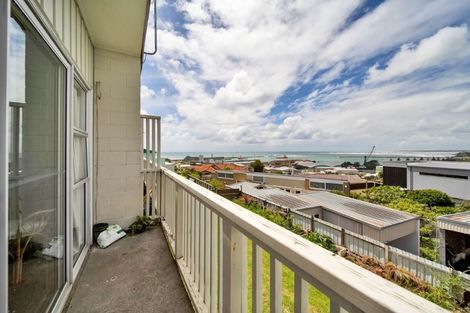 Photo of property in 7/16 Findlay Street, Moturoa, New Plymouth, 4310